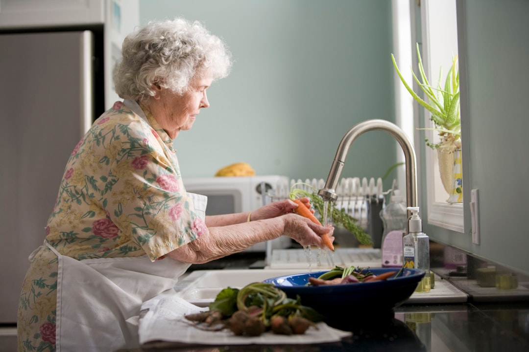 Wall-Mounted Senior Handrail